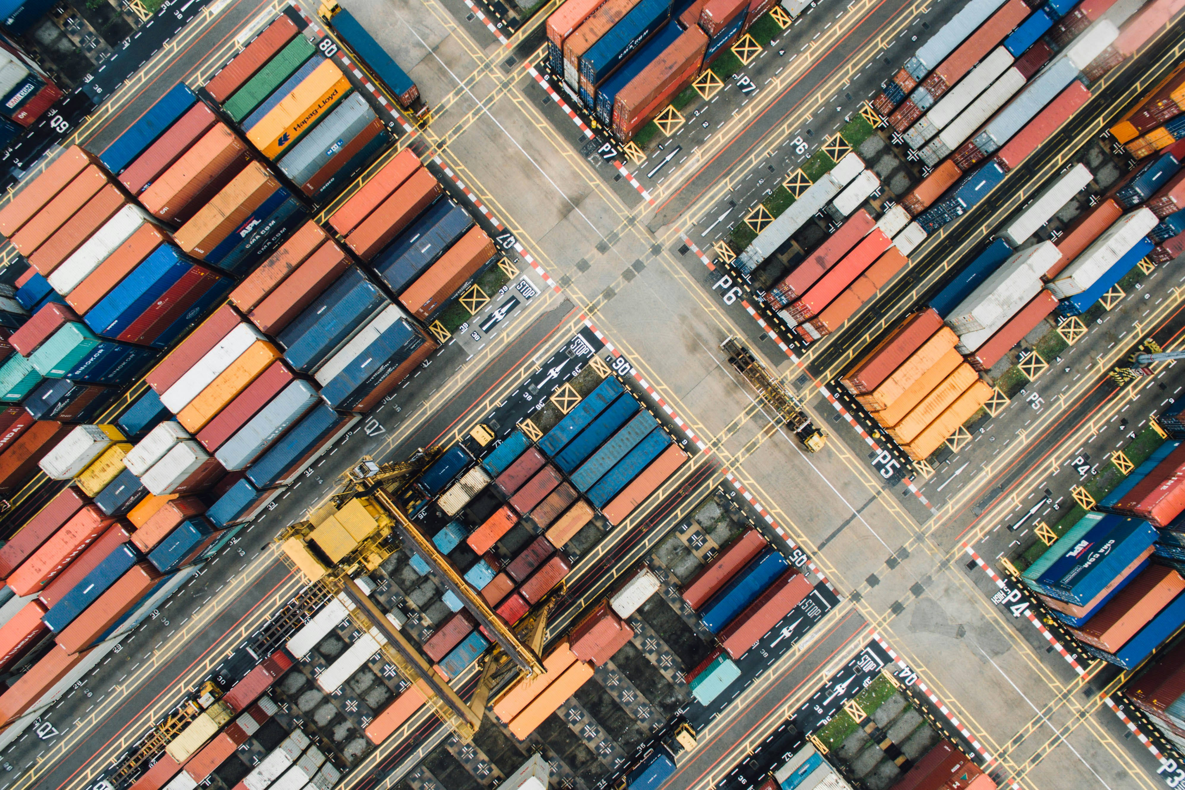 Docker vs Kubernetes: The Ultimate Containerization Guide for 2026